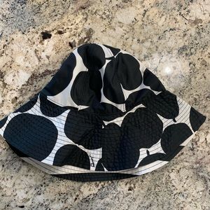 Juicy Couture Reversible Bucket Hat